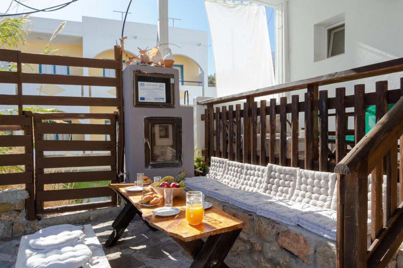 Christos Studios And Family Apartments Stegna Extérieur photo