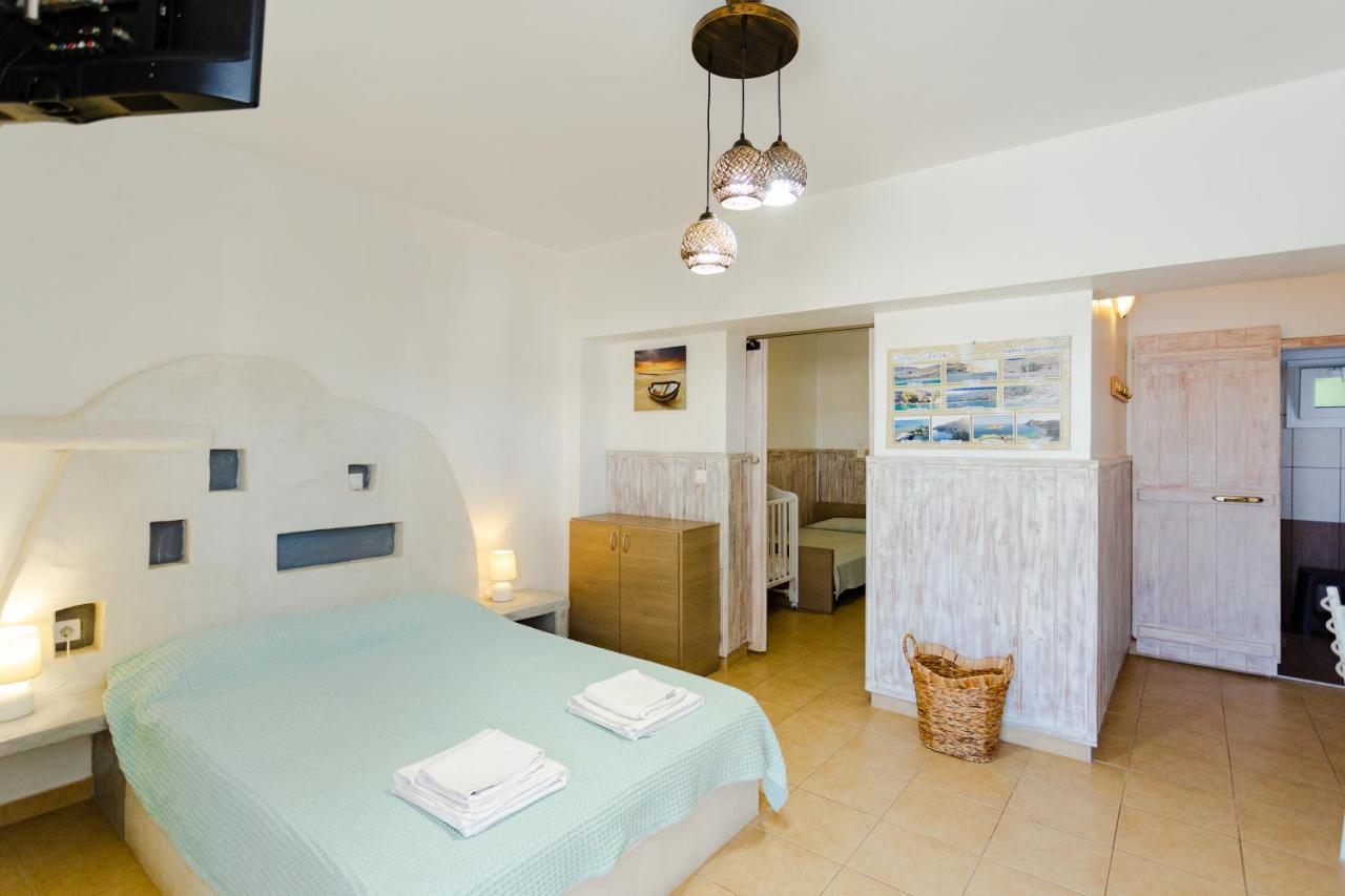 Christos Studios And Family Apartments Stegna Extérieur photo