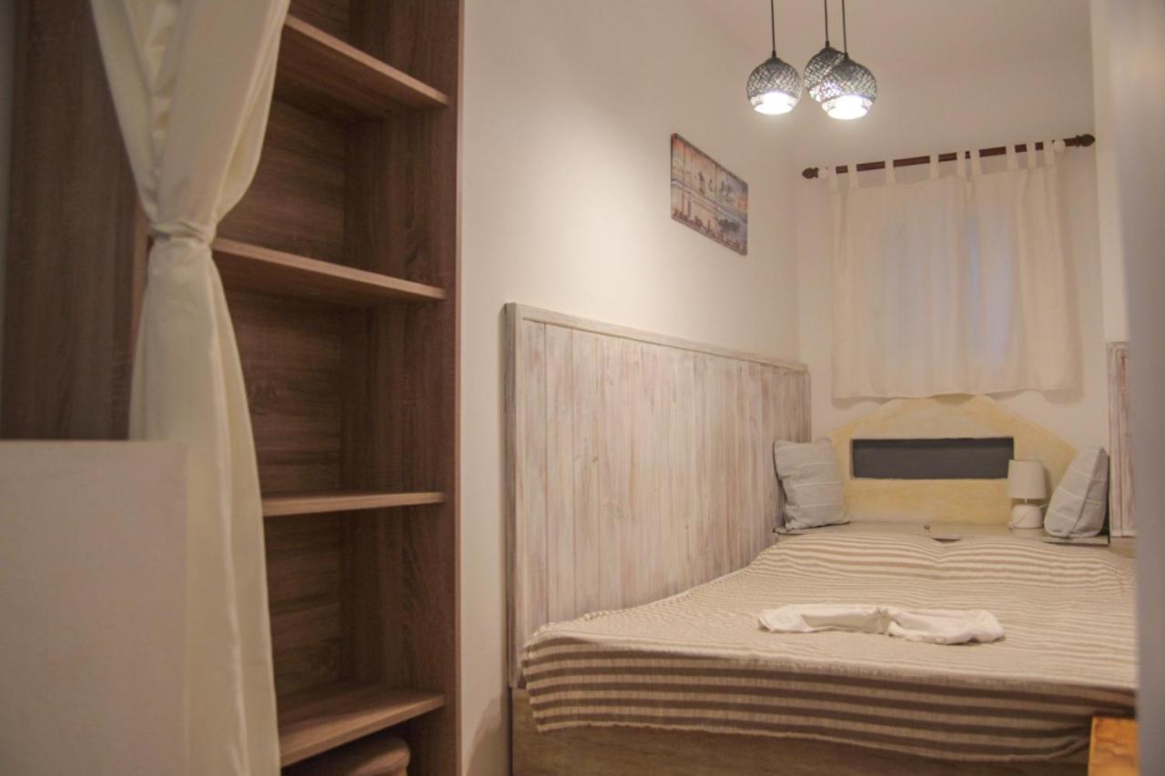 Christos Studios And Family Apartments Stegna Extérieur photo